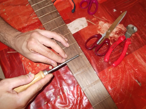 Le liuterie, ce ne sono anche a Bari: �E occhio ai guastamestieri�